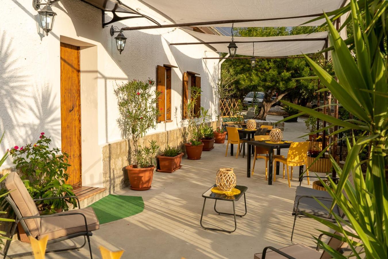 Casa Lachesi Caccamo Екстер'єр фото